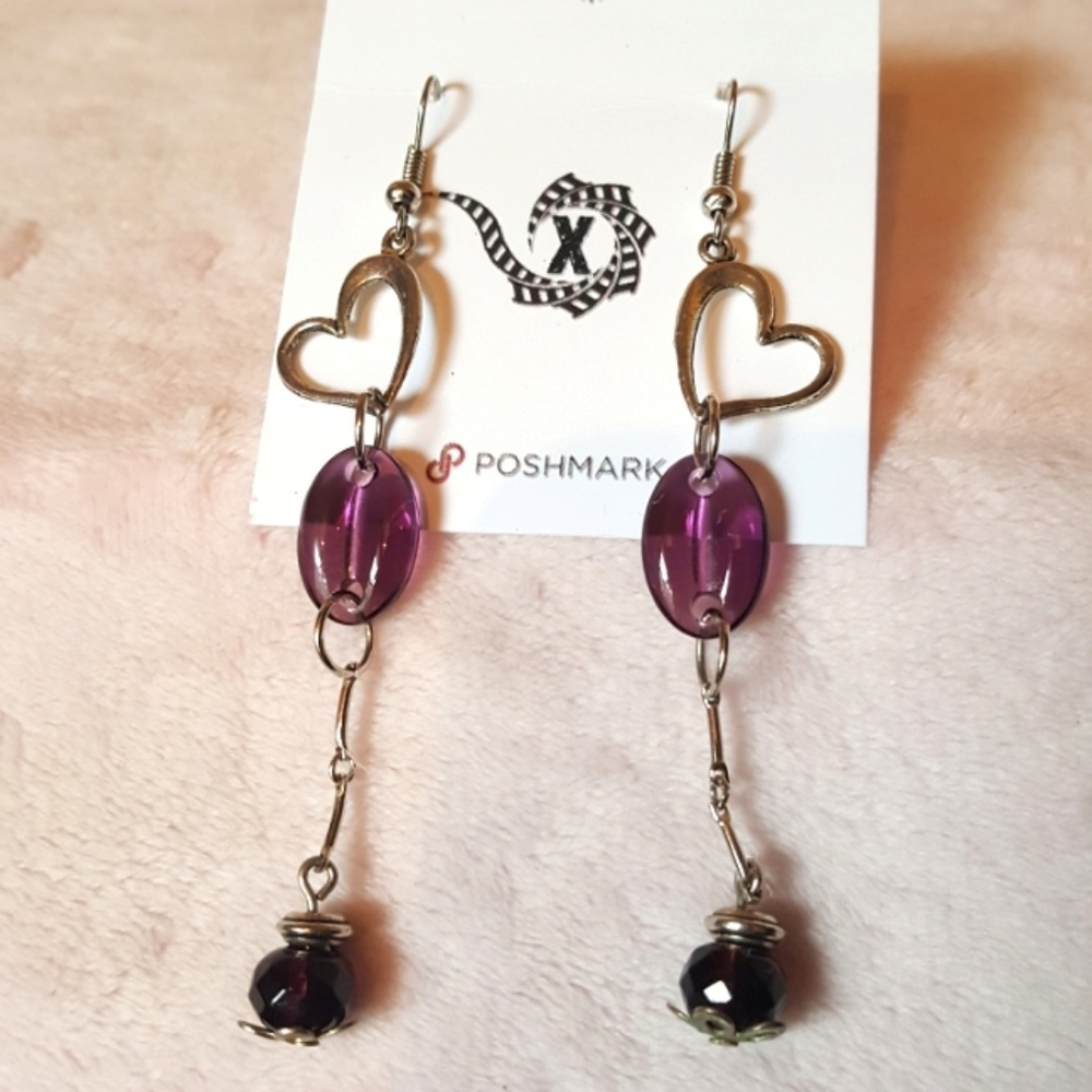 ⬇️ 3" Dangling Purple Hearts & Flowers Bead Earrings